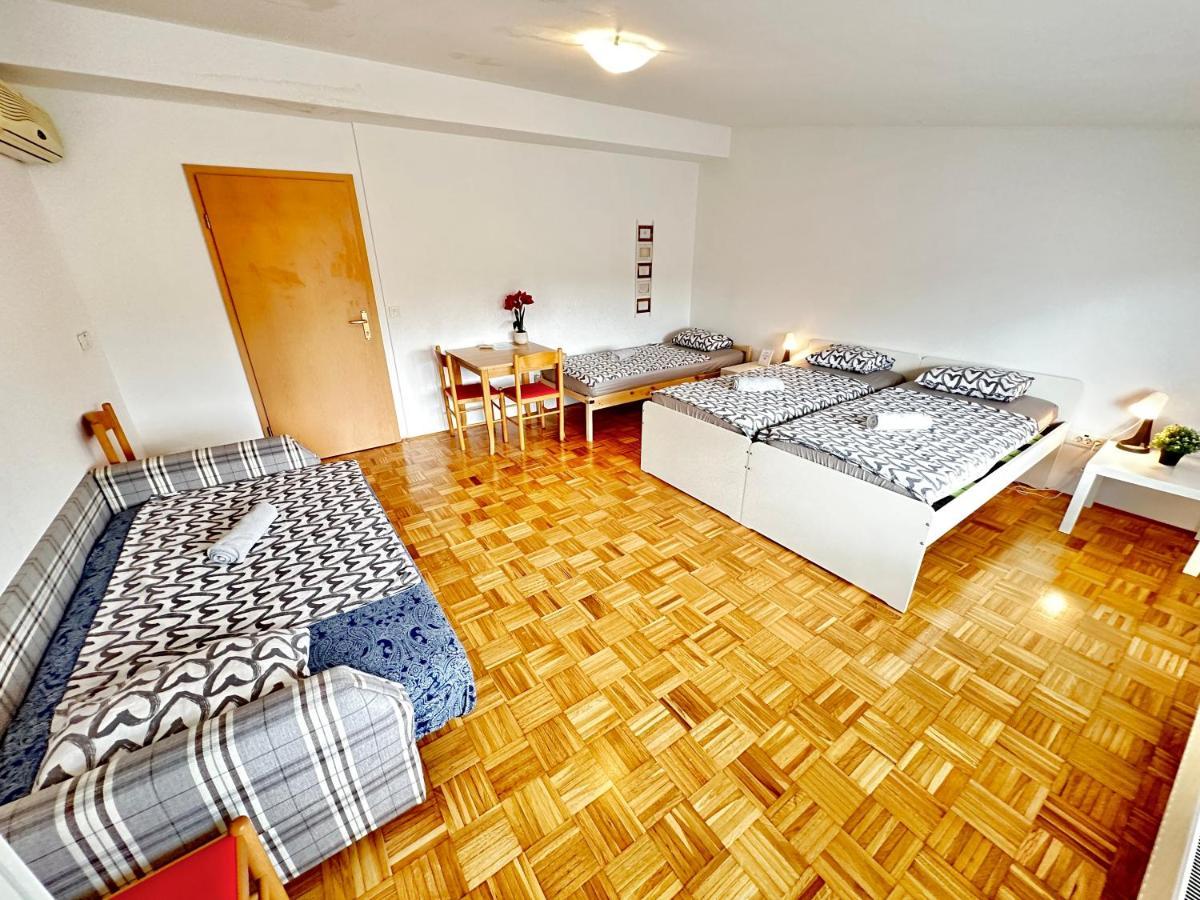 Center Station Rooms Любляна Экстерьер фото